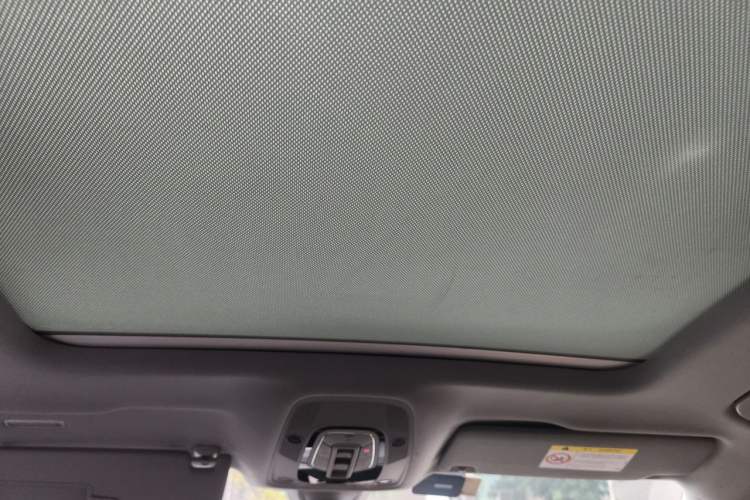 Used Audi Q5L 2020 45 TFSI Prestige Fashion Model Headliner