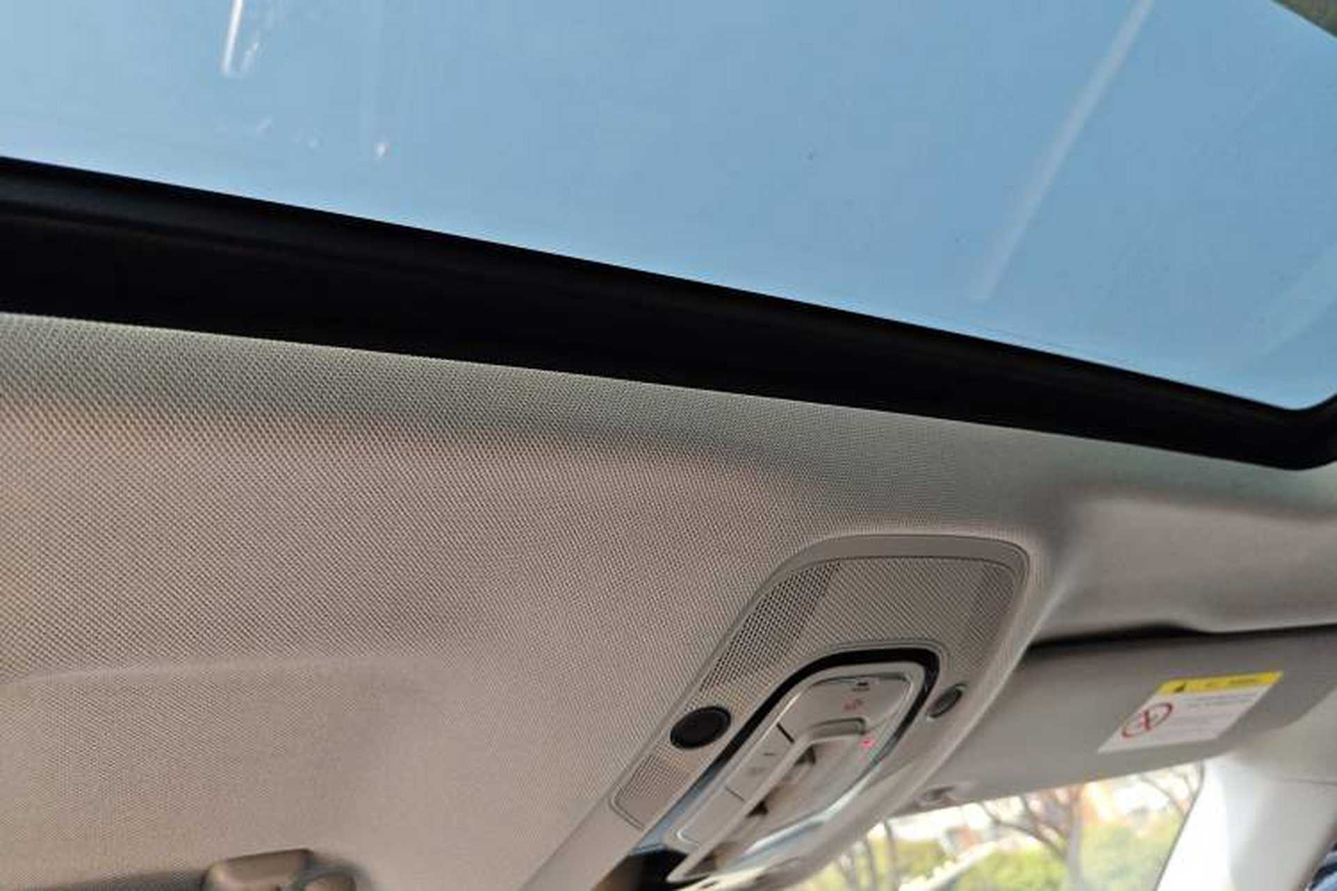 Used Audi Q5L 2020 45 TFSI Prestige Fashion Model Headliner