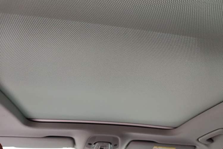 Used Audi Q5L 2020 45 TFSI Prestige Fashion Model Headliner