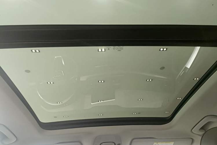 Used Audi Q5L 2020 Updated 40 TFSI Prestige Fashion Edition Headliner