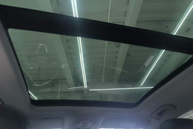 Used Audi Q5L 2020 Updated 40 TFSI Prestige Fashion Edition Headliner