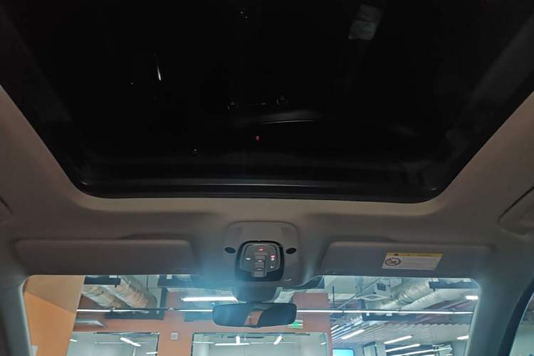 Used Audi Q5L 2020 Updated 40 TFSI Prestige Fashion Edition Headliner