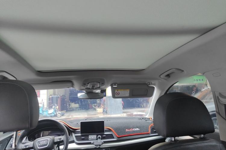 Used Audi Q5L 2020 Updated 40 TFSI Prestige Fashion Edition Headliner