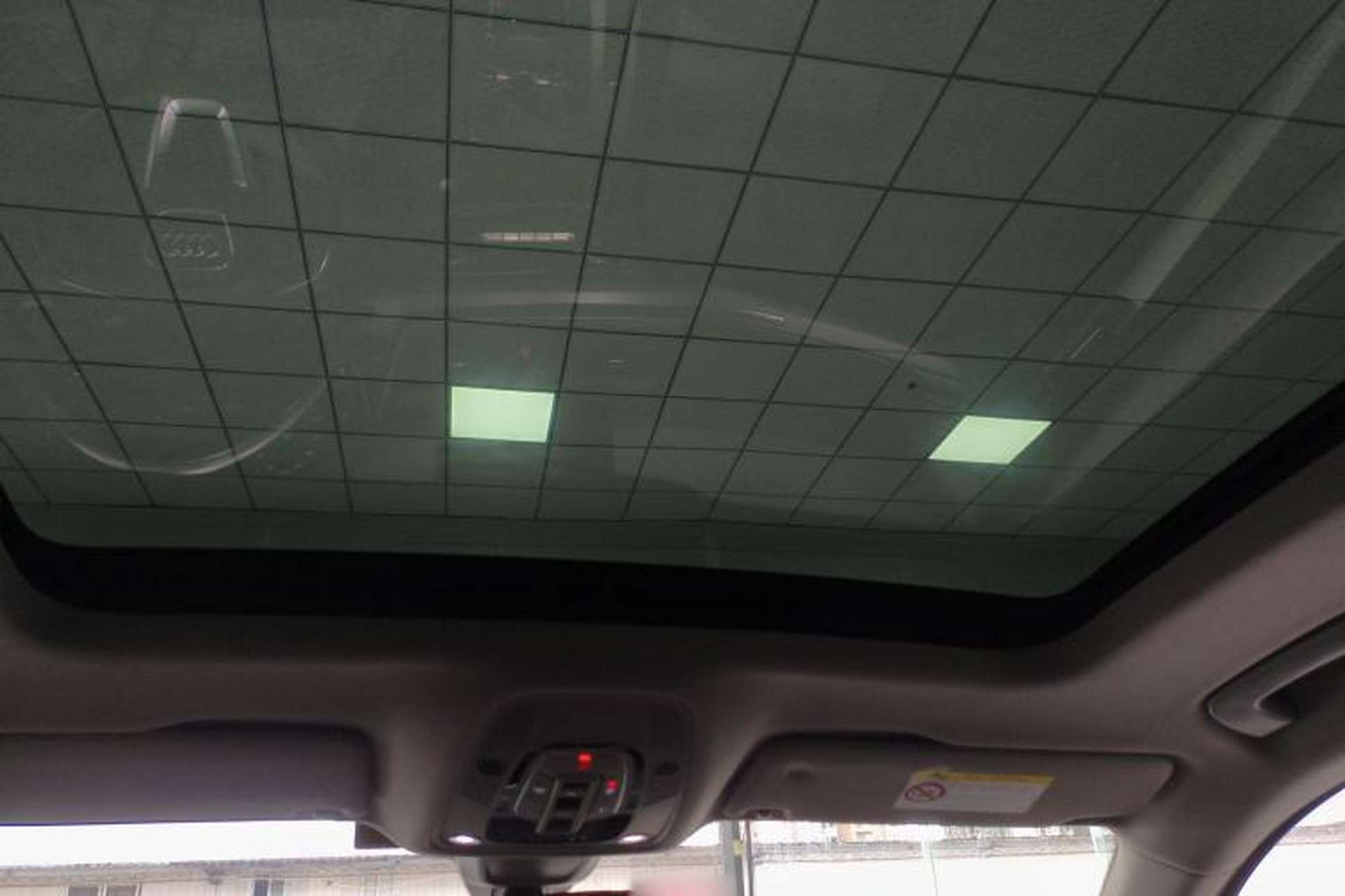 Used Audi Q5L 2020 Updated 40 TFSI Prestige Fashion Edition Headliner