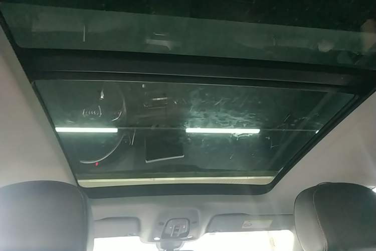 Used Audi Q5L 2020 45 TFSI Prestige Fashion Model Headliner