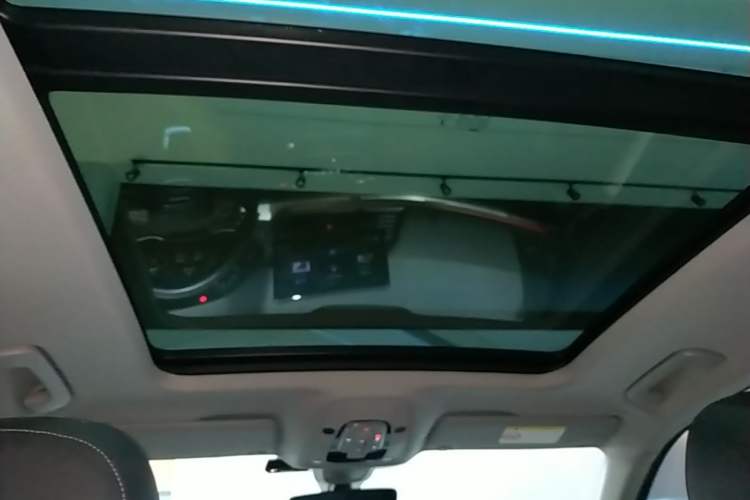 Used Audi Q5L 2020 Updated 40 TFSI Prestige Fashion Edition Headliner