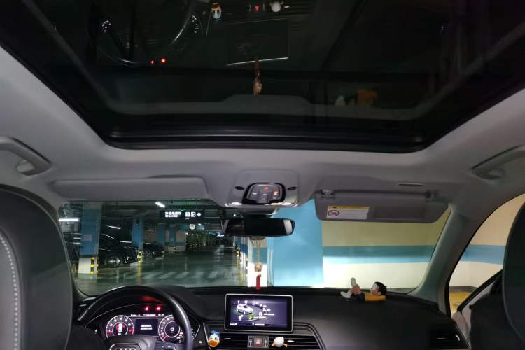 Used Audi Q5L 2020 40 TFSI Prestige Fashion Edition Headliner