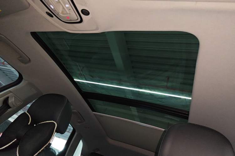 Used Audi Q5L 2020 45 TFSI Prestige Fashion Model Headliner