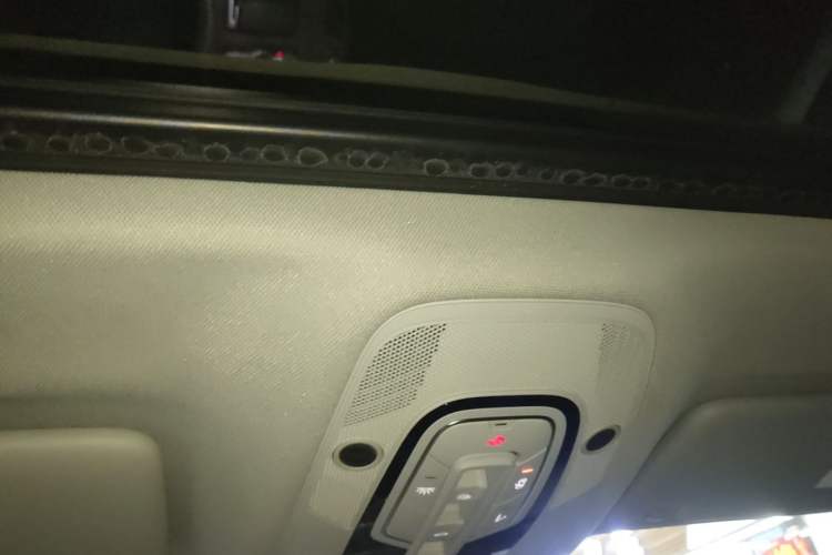 Used Audi Q5L 2020 40 TFSI Prestige Fashion Edition Headliner
