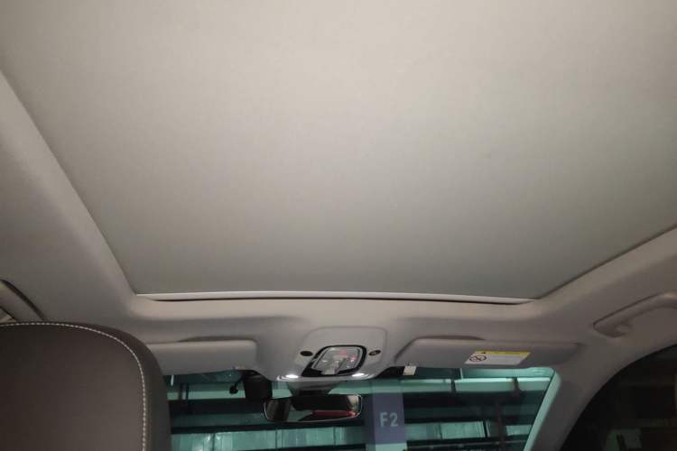 Used Audi Q5L 2020 Updated 40 TFSI Prestige Fashion Edition Headliner