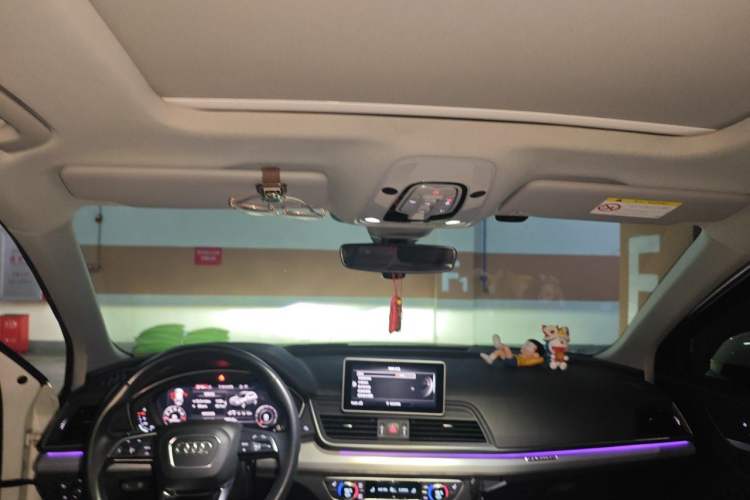 Used Audi Q5L 2020 Updated 40 TFSI Prestige Fashion Edition Headliner