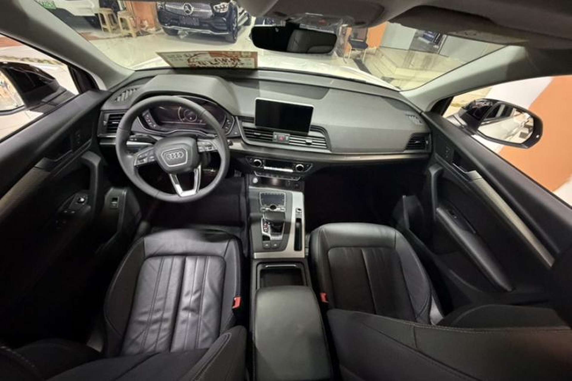 Used Audi Q5L 2020 45 TFSI Prestige Fashion Model Interior 1