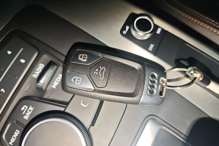 Used Audi Q5L 2020 Revised 40 TFSI Prestige Edition Interior 1