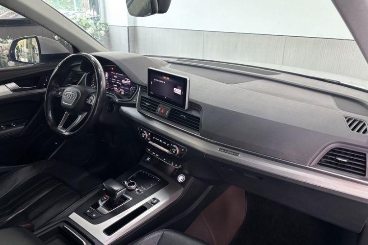 Used Audi Q5L 2020 40 TFSI Prestige Fashion Edition Interior 10