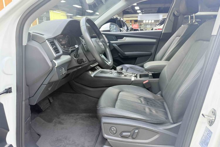 Used Audi Q5L 2020 40 TFSI Prestige Fashion Edition Interior 2