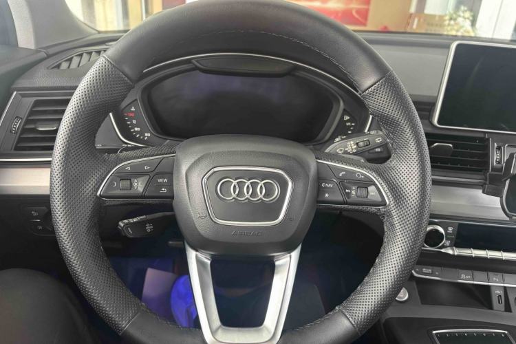 Used Audi Q5L 2020 Updated 40 TFSI Prestige Fashion Edition Interior 2