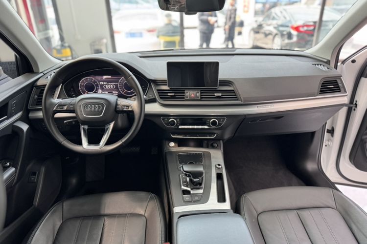 Used Audi Q5L 2020 Updated 40 TFSI Prestige Fashion Edition Interior 3