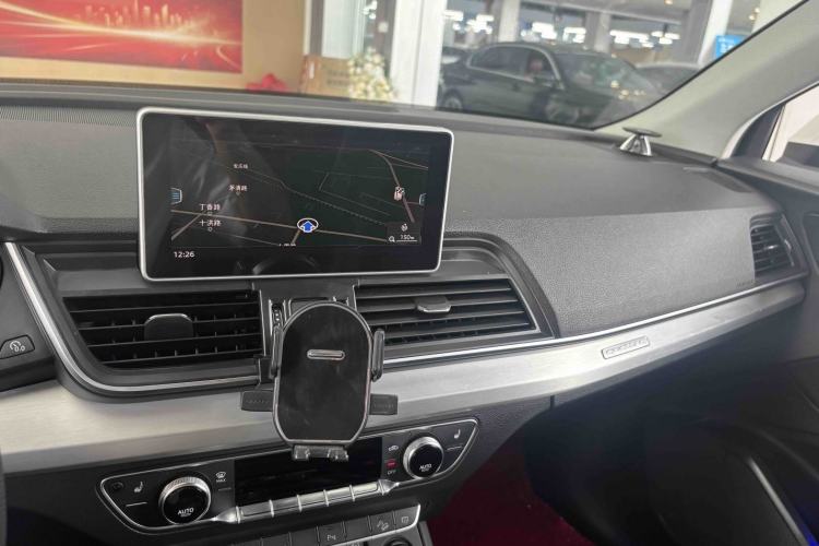 Used Audi Q5L 2020 Updated 40 TFSI Prestige Fashion Edition Interior 3
