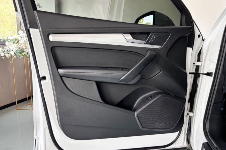 Used Audi Q5L 2020 40 TFSI Prestige Fashion Edition Interior 4