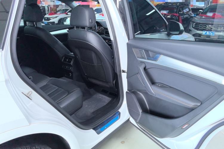 Used Audi Q5L 2020 Updated 40 TFSI Prestige Fashion Edition Interior 4