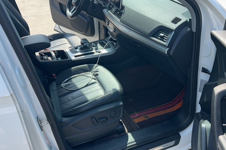 Used Audi Q5L 2020 40 TFSI Prestige Fashion Edition Interior 4