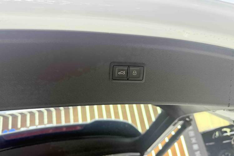 Used Audi Q5L 2020 40 TFSI Prestige Fashion Edition Interior 7