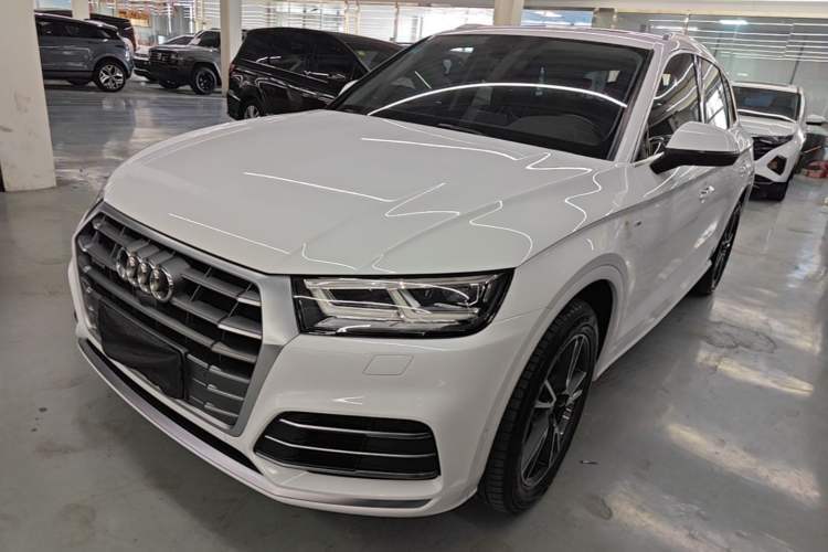 Used Audi Q5L 2020 45 TFSI Prestige Fashion Model Guazi used car, China used car export, Used car for sale, Used cars, Cheapest cars for sale