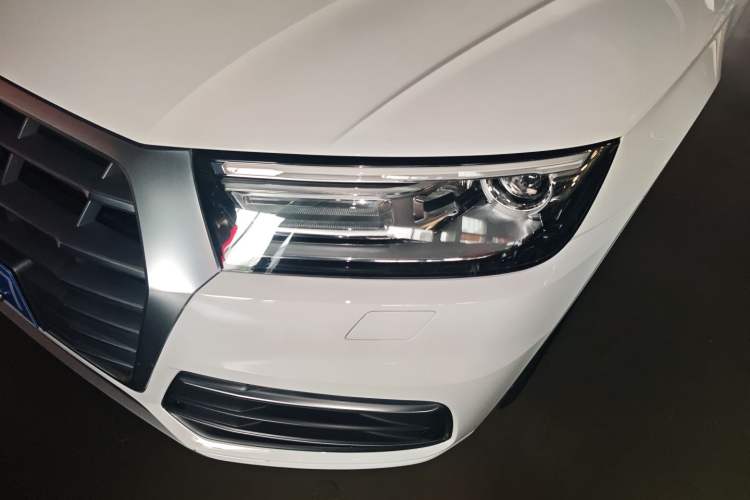 Used Audi Q5L 2020 Revised 40 TFSI Prestige Edition Left Front Headlight