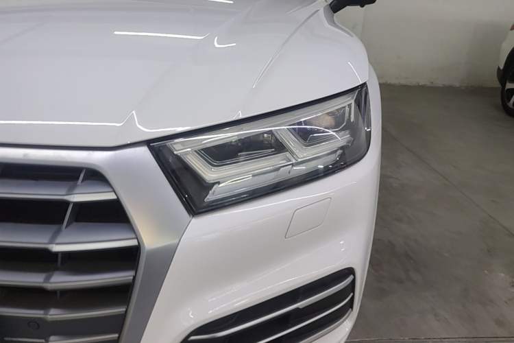 Used Audi Q5L 2020 Updated 40 TFSI Prestige Fashion Edition Left Front Headlight