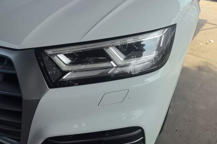 Used Audi Q5L 2020 Updated 40 TFSI Prestige Fashion Edition Left Front Headlight