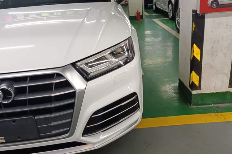 Used Audi Q5L 2020 Updated 40 TFSI Prestige Fashion Edition Left Front Headlight