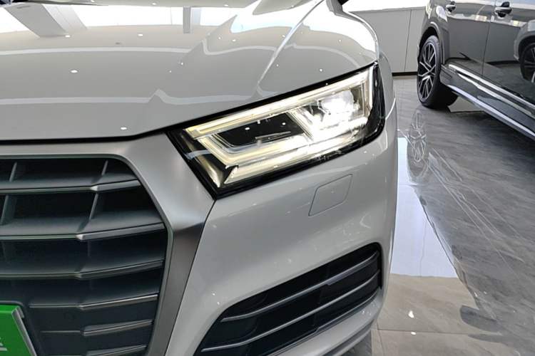 Used Audi Q5L 2020 40 TFSI Prestige Fashion Edition Left Front Headlight