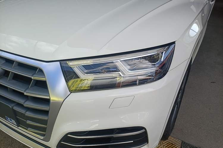 Used Audi Q5L 2020 Updated 40 TFSI Prestige Fashion Edition Left Front Headlight