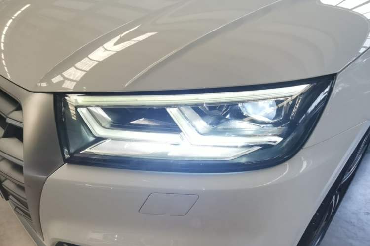 Used Audi Q5L 2020 45 TFSI Prestige Sport Edition Left Front Headlight