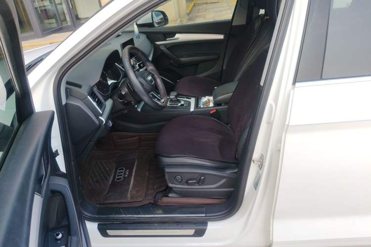 Used Audi Q5L 2020 40 TFSI Prestige Edition Left Front Seat