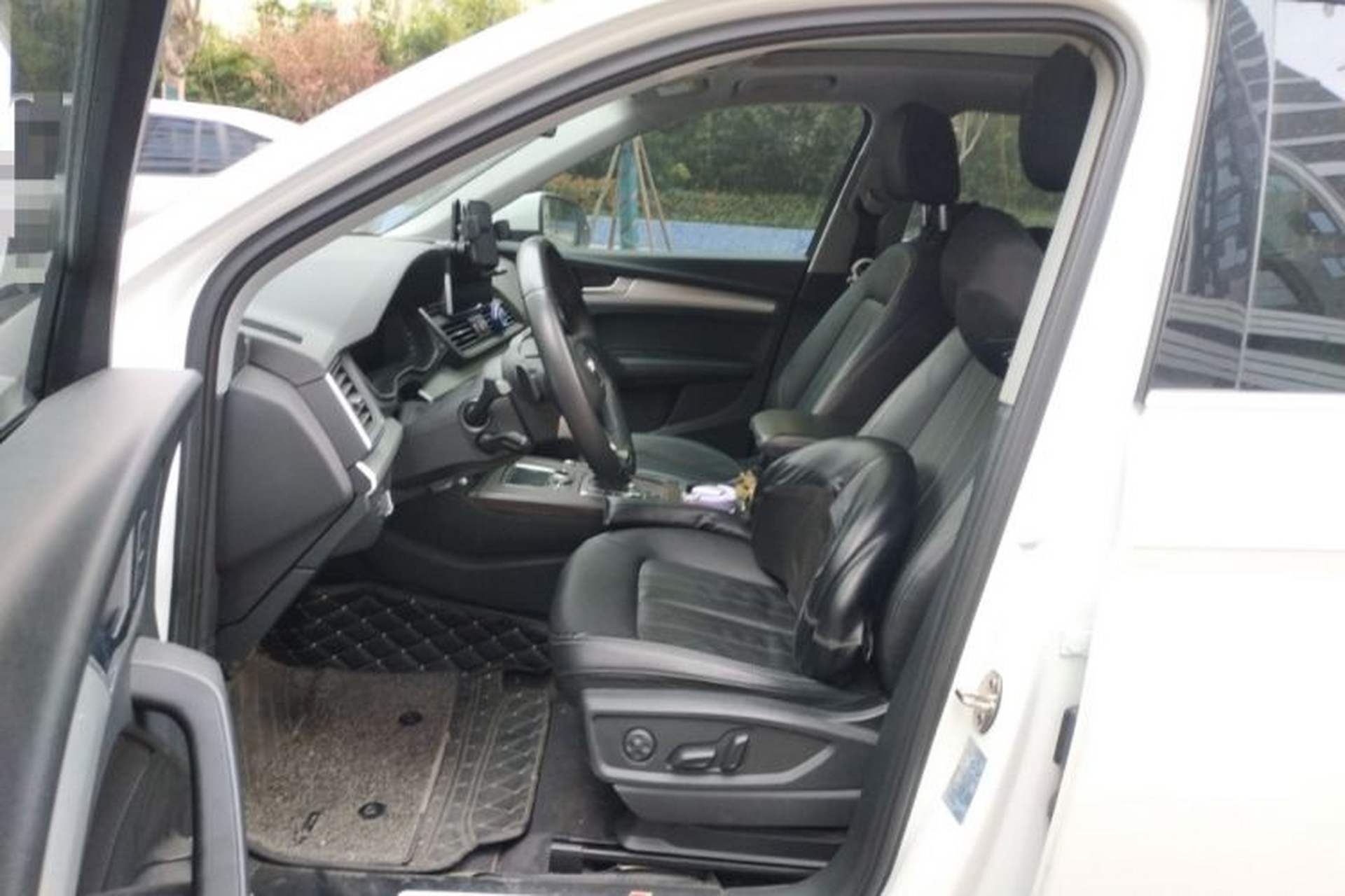 Used Audi Q5L 2020 Updated 40 TFSI Prestige Fashion Edition Left Front Seat