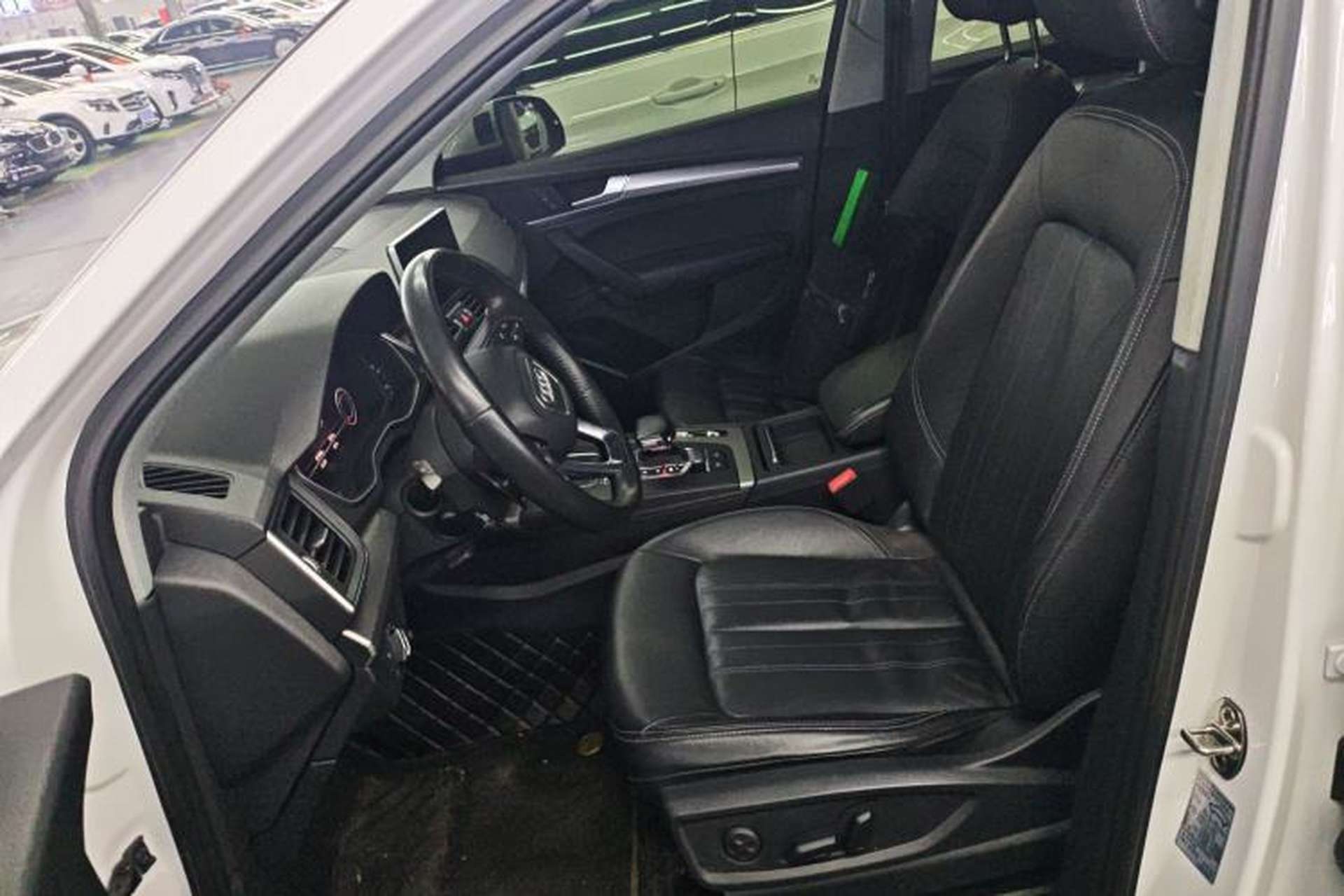 Used Audi Q5L 2020 45 TFSI Prestige Fashion Model Left Front Seat