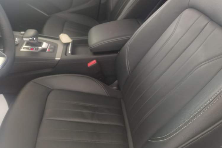 Used Audi Q5L 2020 45 TFSI Prestige Fashion Model Left Front Seat