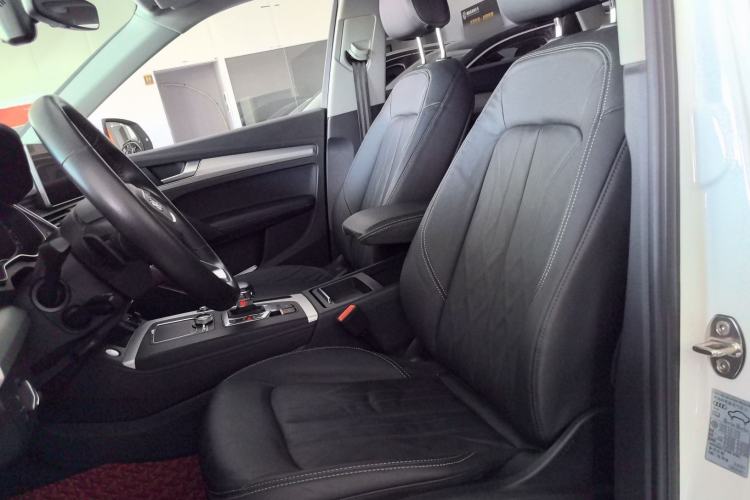 Used Audi Q5L 2020 Updated 40 TFSI Prestige Fashion Edition Left Front Seat