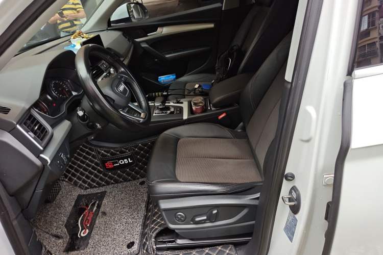 Used Audi Q5L 2020 40 TFSI Prestige Edition Left Front Seat