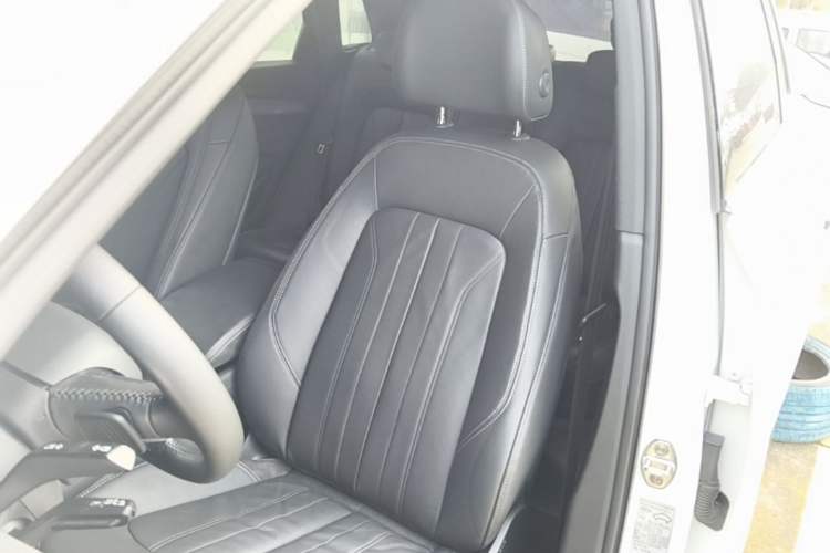 Used Audi Q5L 2020 Updated 40 TFSI Prestige Fashion Edition Left Front Seat