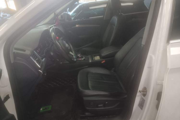 Used Audi Q5L 2020 45 TFSI Prestige Fashion Model Left Front Seat