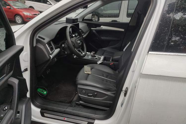 Used Audi Q5L 2020 Updated 40 TFSI Prestige Fashion Edition Left Front Seat