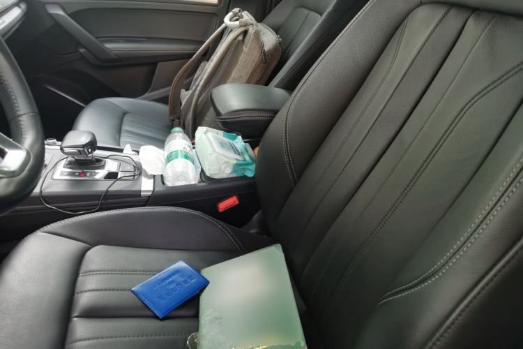 Used Audi Q5L  Left Front Seat