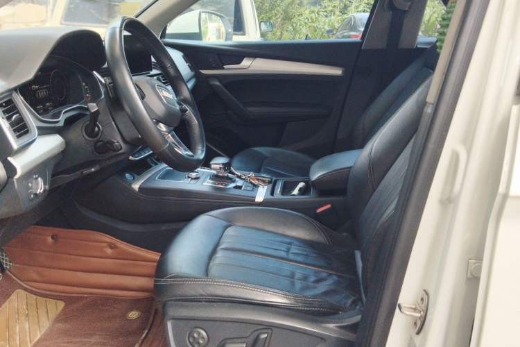 Used Audi Q5L 2020 Updated 40 TFSI Prestige Fashion Edition Left Front Seat