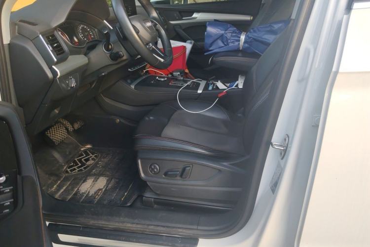 Used Audi Q5L 2020 40 TFSI Prestige Edition Left Front Seat