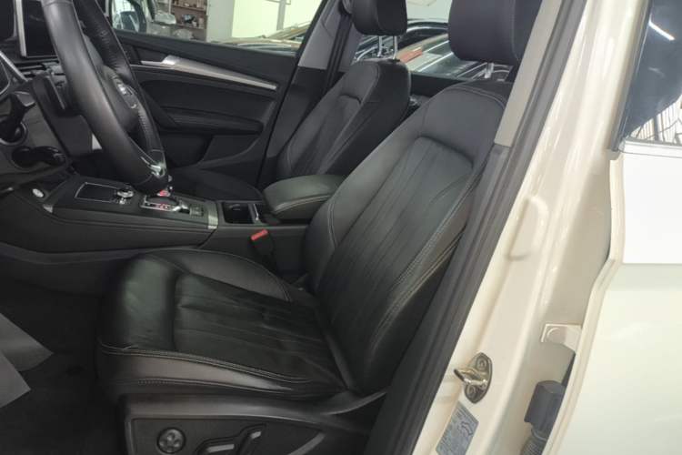 Used Audi Q5L 2020 45 TFSI Prestige Fashion Model Left Front Seat