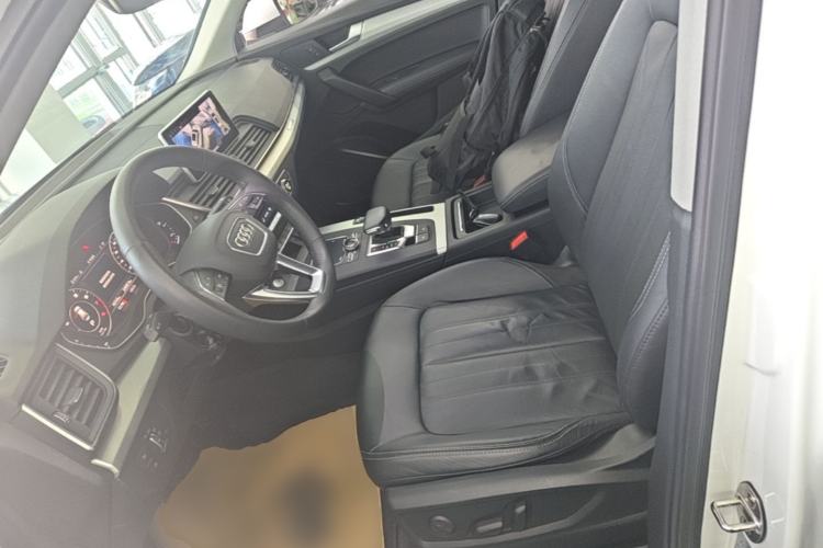 Used Audi Q5L 2020 Updated 40 TFSI Prestige Fashion Edition Left Front Seat
