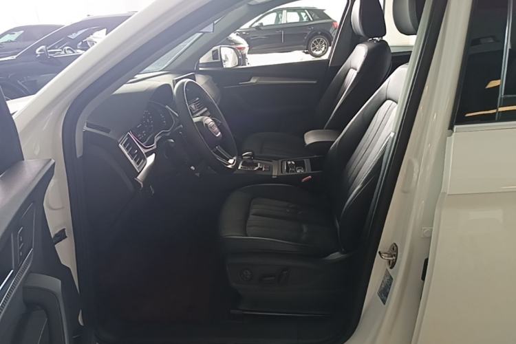 Used Audi Q5L 2020 45 TFSI Prestige Fashion Model Left Front Seat