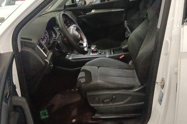 Used Audi Q5L 2020 45 TFSI Prestige Sport Edition Left Front Seat